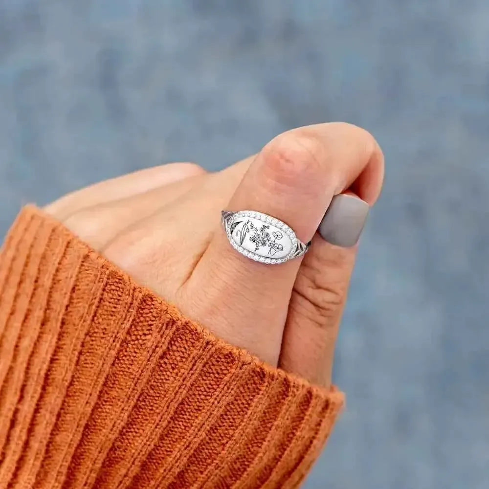 Floral Zircon Ring – Colorful & Elegant