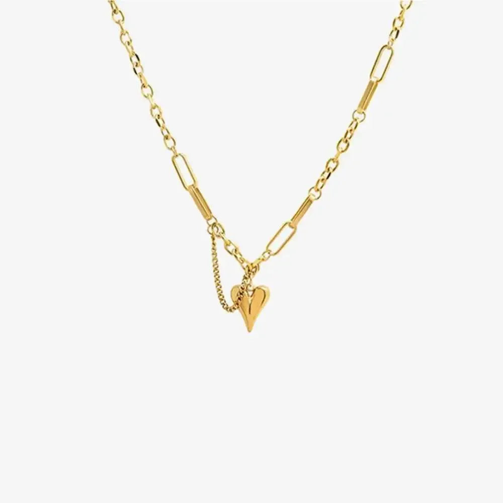 Lightweight Gold Heart Necklace