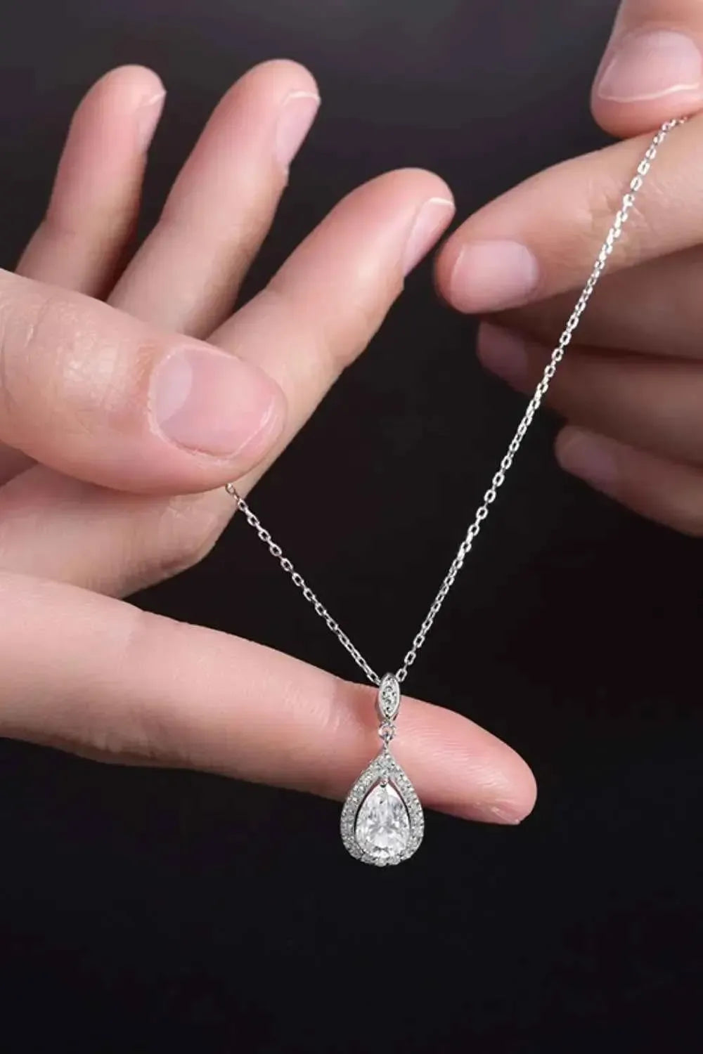 1.5 Ct Moissanite Teardrop Necklace