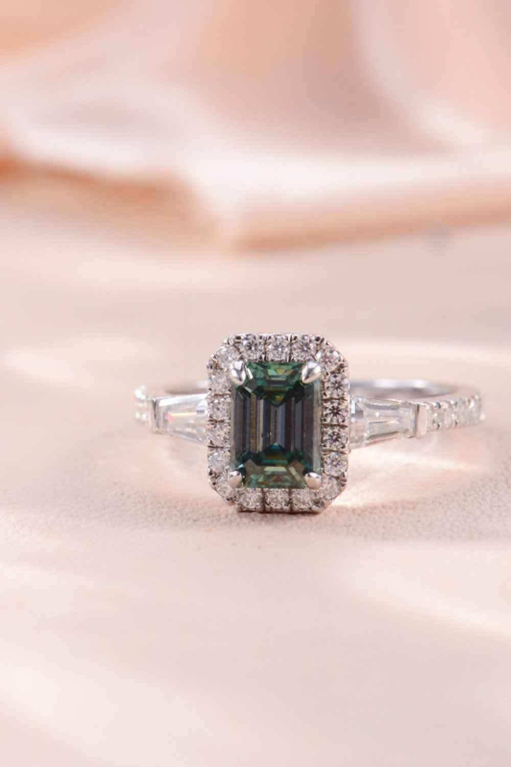 Brilliant Moissanite Ring – 1 Carat Shine