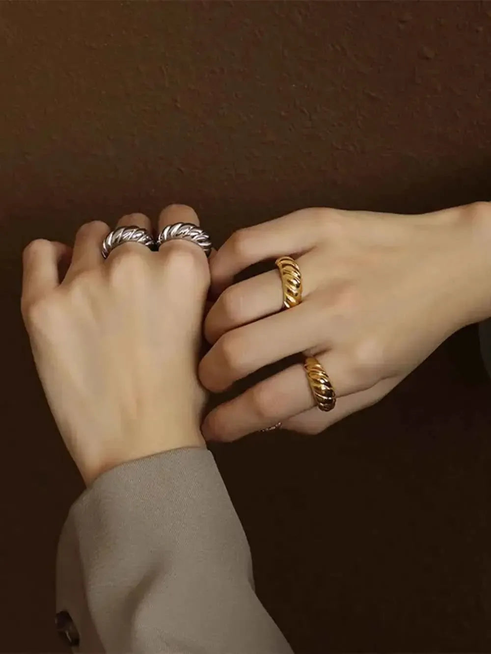 Titanium Steel Ring – Modern Ribbed Design
