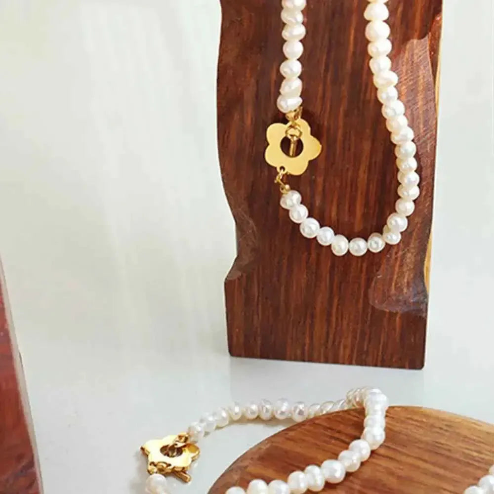 Gold-Plated Pearl Flower Bracelet