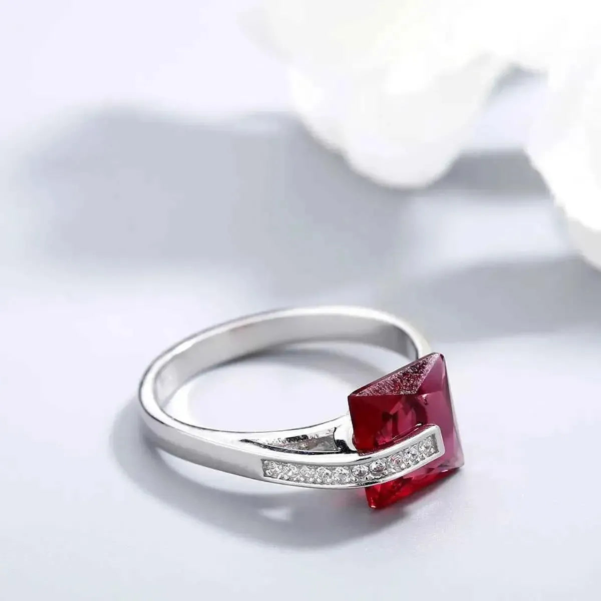 Zircon Inlaid Ring – Sterling Silver Shine