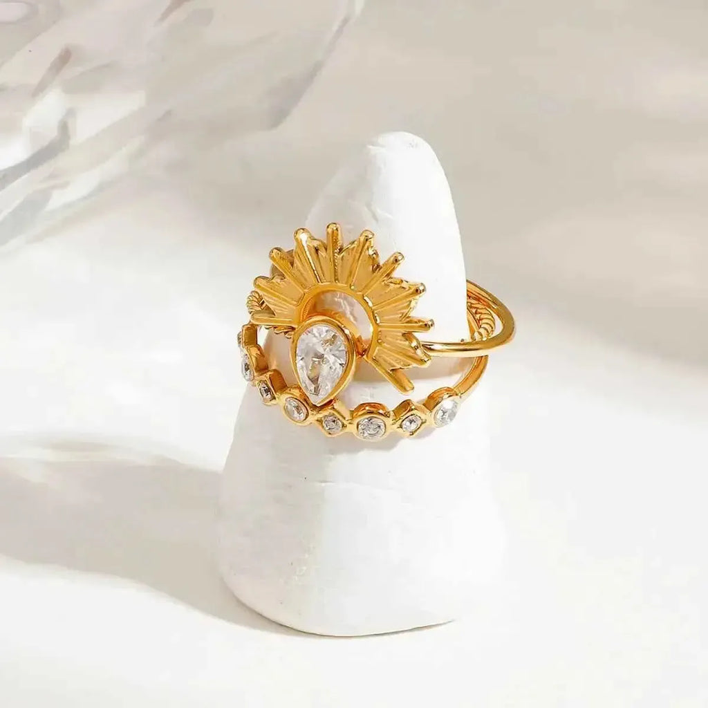 Sunburst Crown Ring Set – Elegant Sparkle Trio