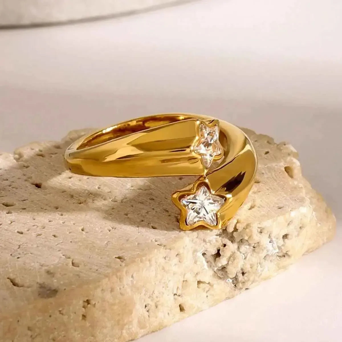 Star Crystal Gold Ring – Adjustable Shine