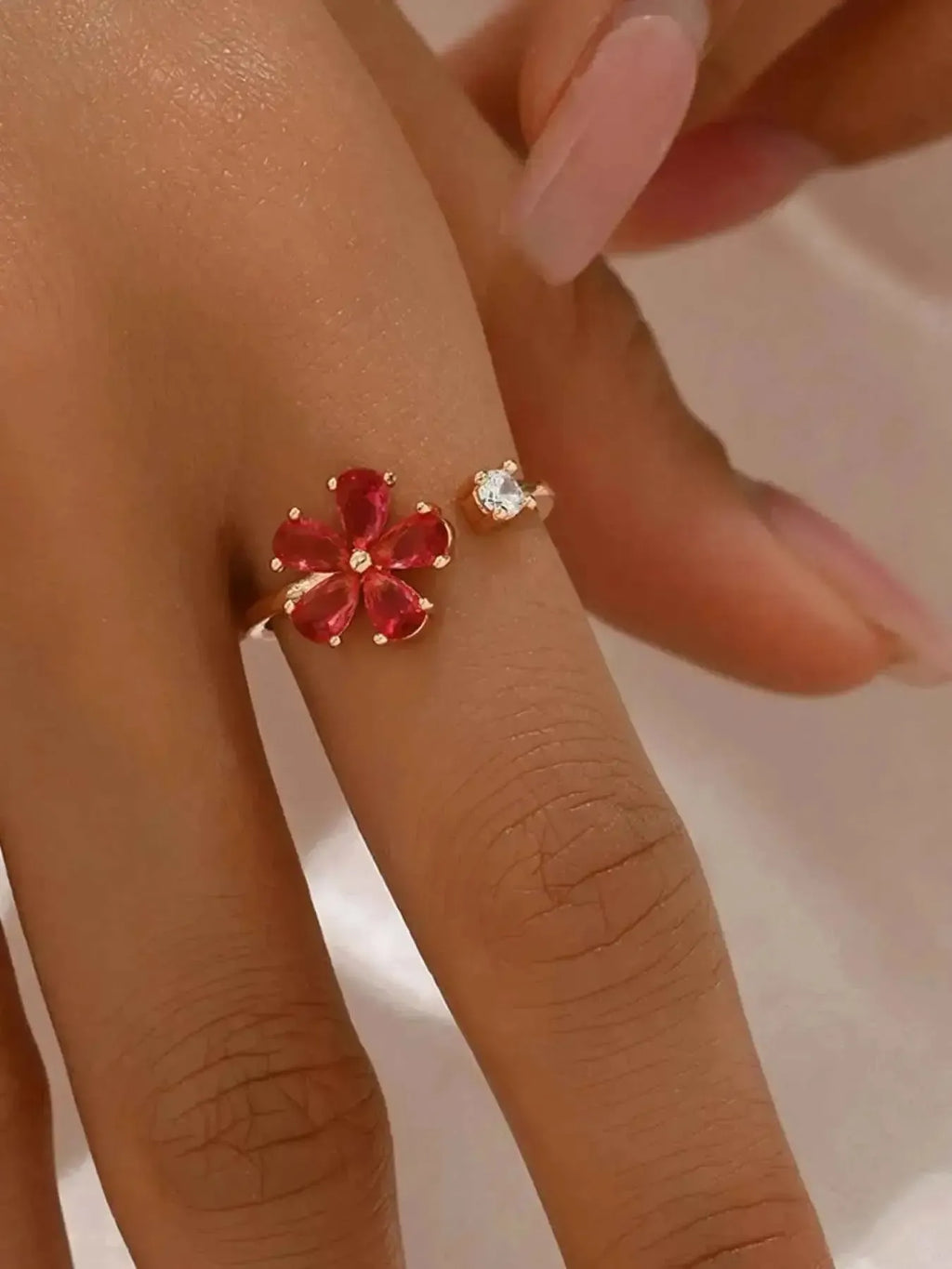 18K Gold-Plated Flower Ring – Elegant Jewelry Gift