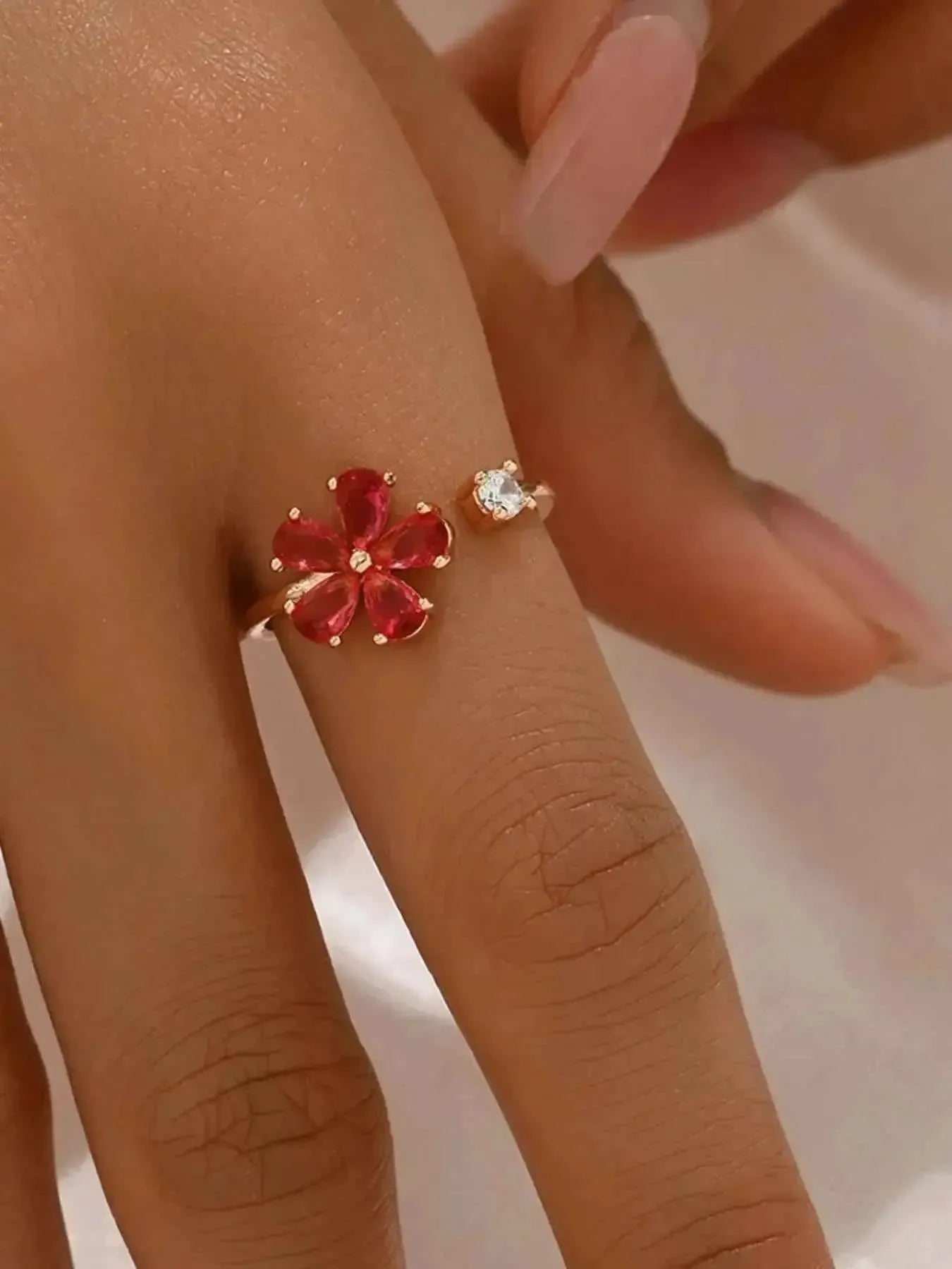 18K Gold-Plated Flower Ring – Elegant Jewelry Gift