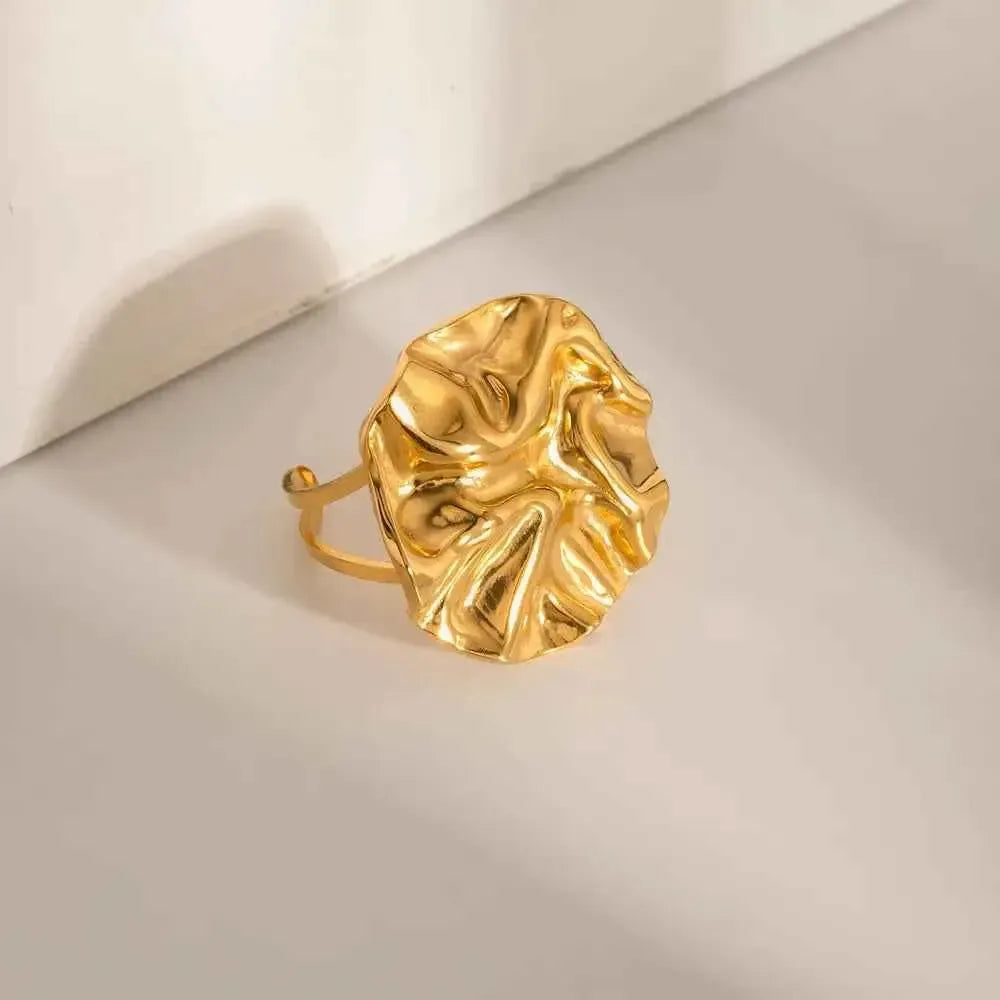 Gold Adjustable Ring – Modern Minimal Design