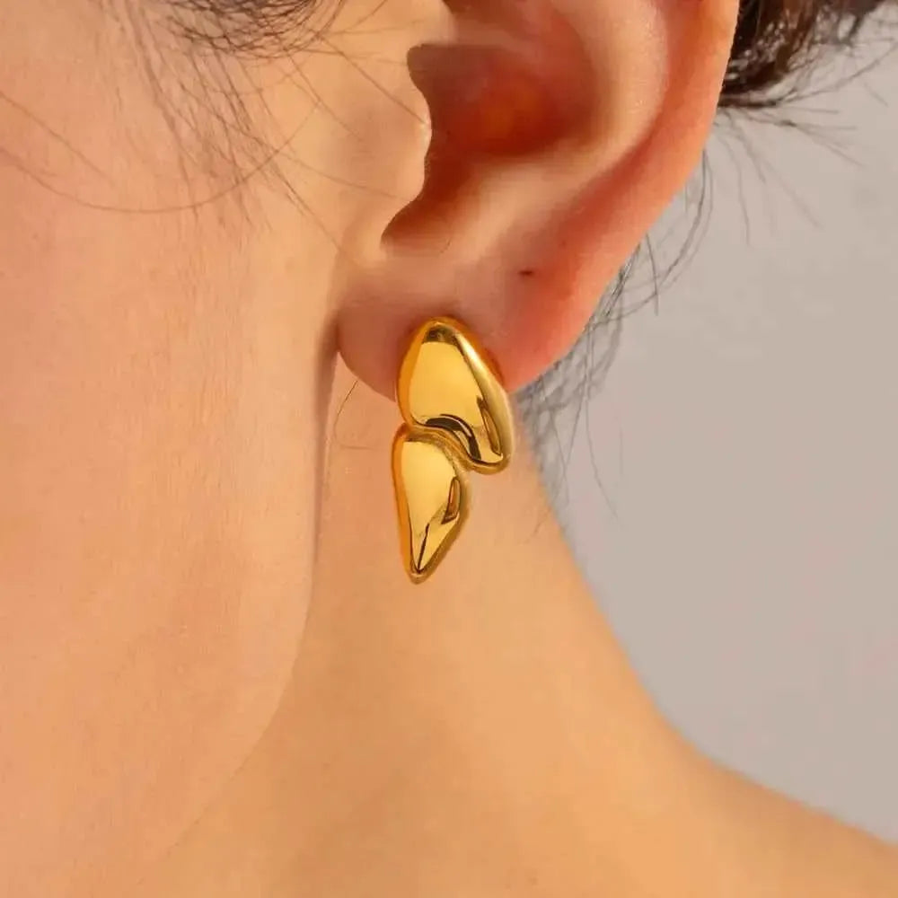 Statement-Making Geometric Studs