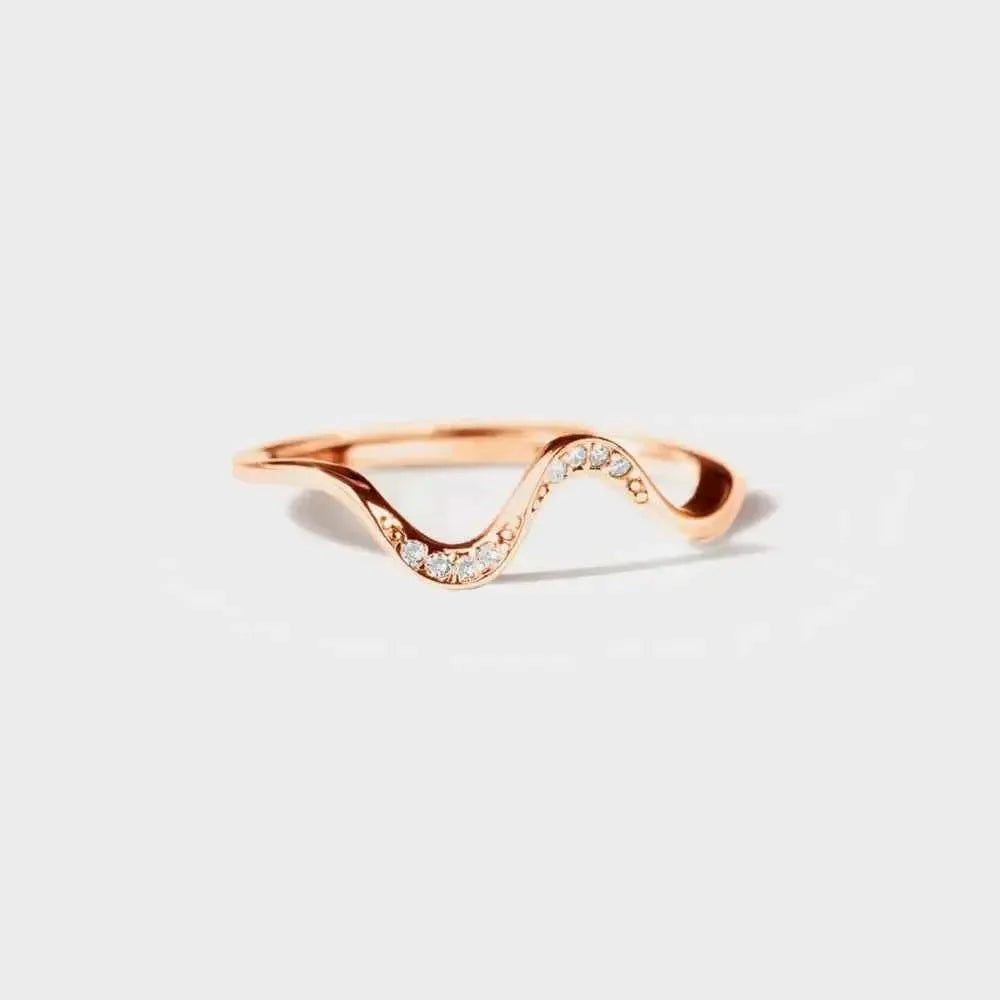Wave Shape Ring – 925 Silver Zircon