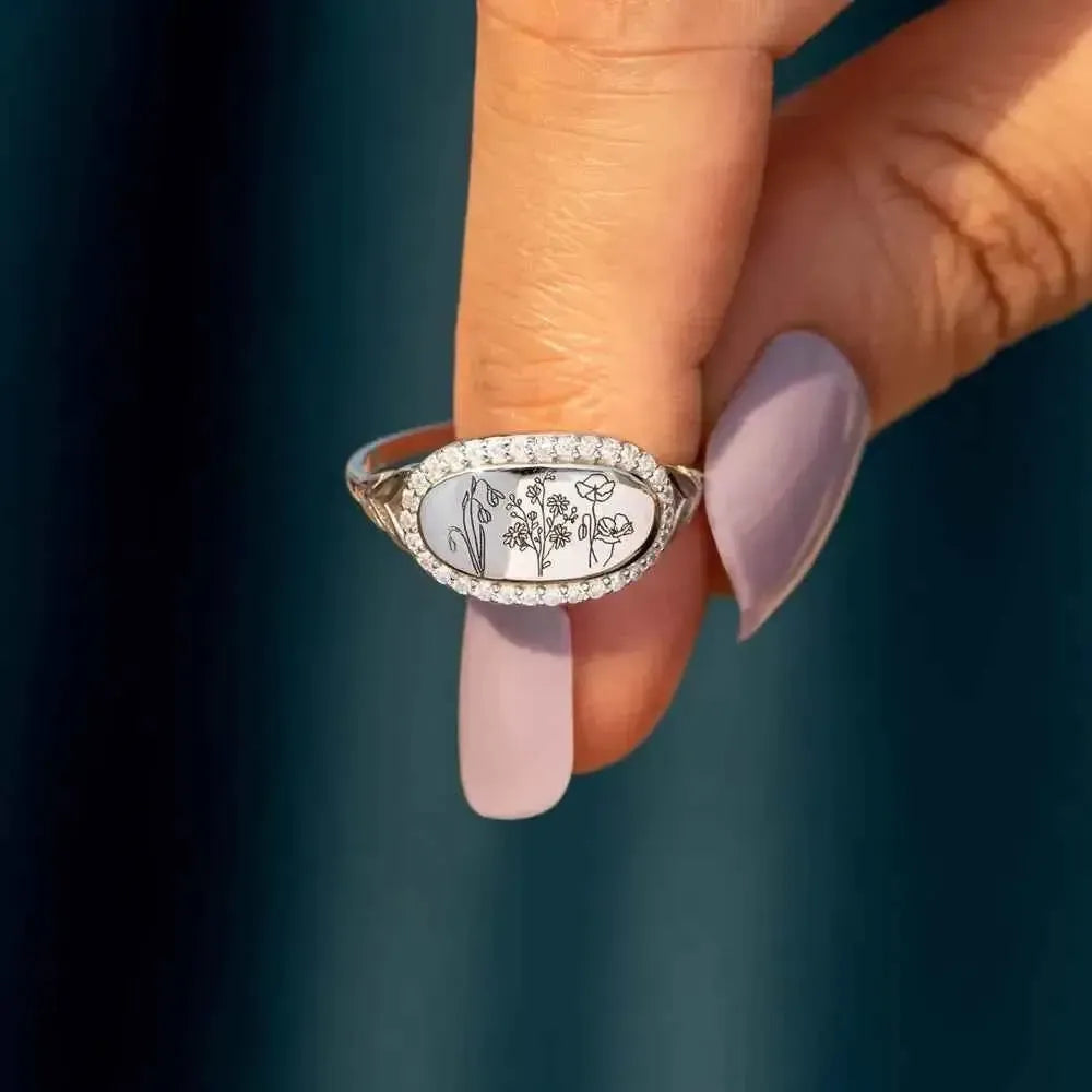 Floral Zircon Ring – Colorful & Elegant