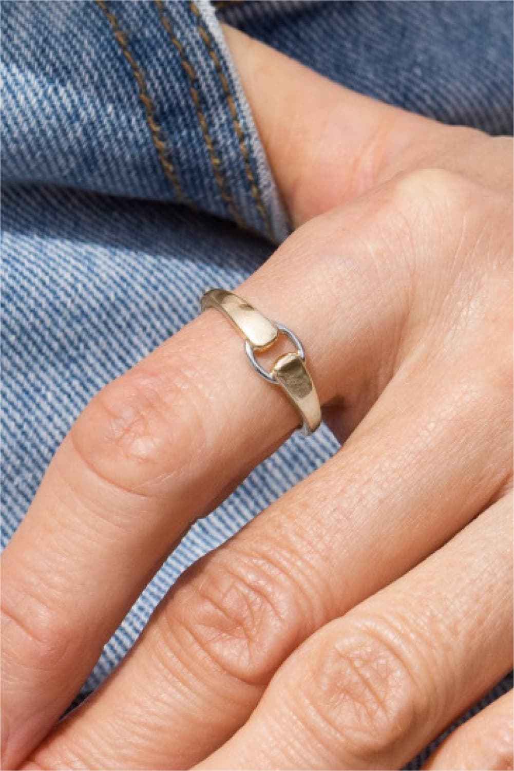 Contrast Band Ring – Sterling Silver Style