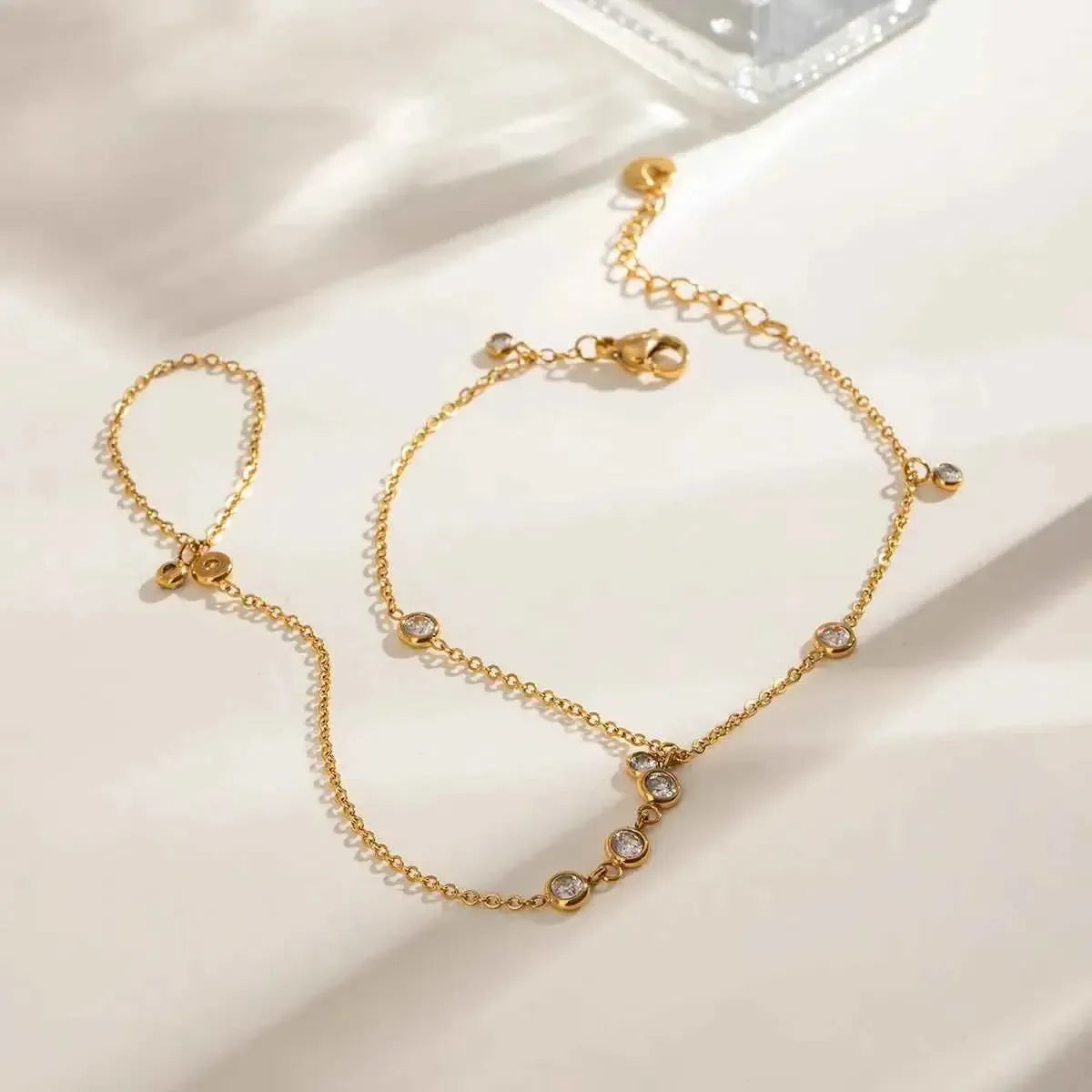 Sparkling Gold Inlaid Rhinestone Bracelet