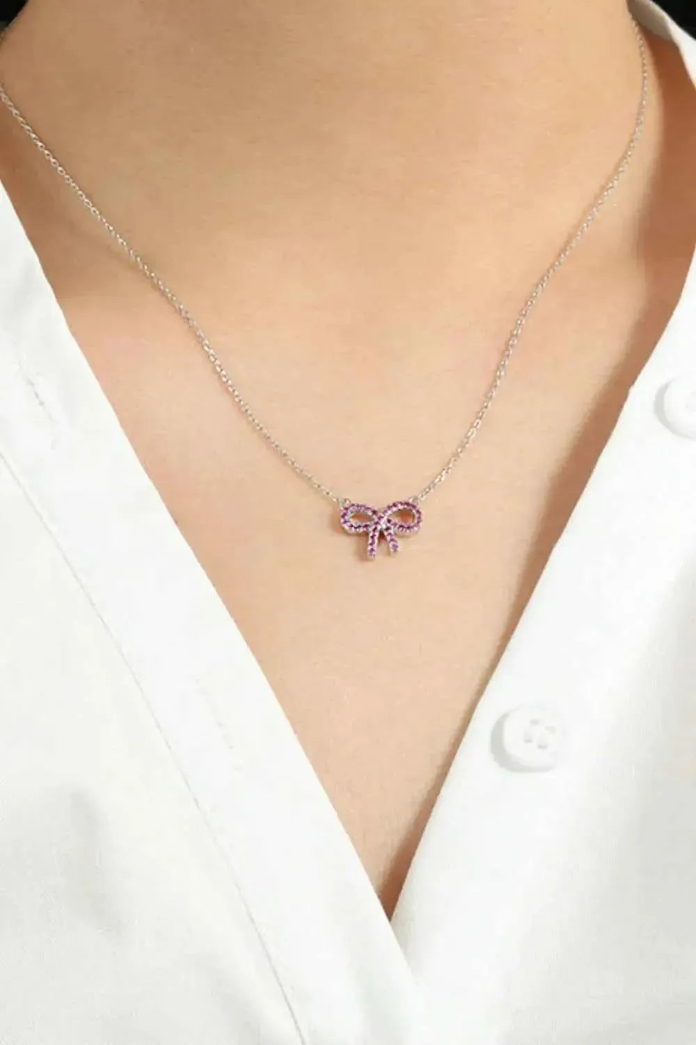 Chic Bow Necklace in Sterling Silver