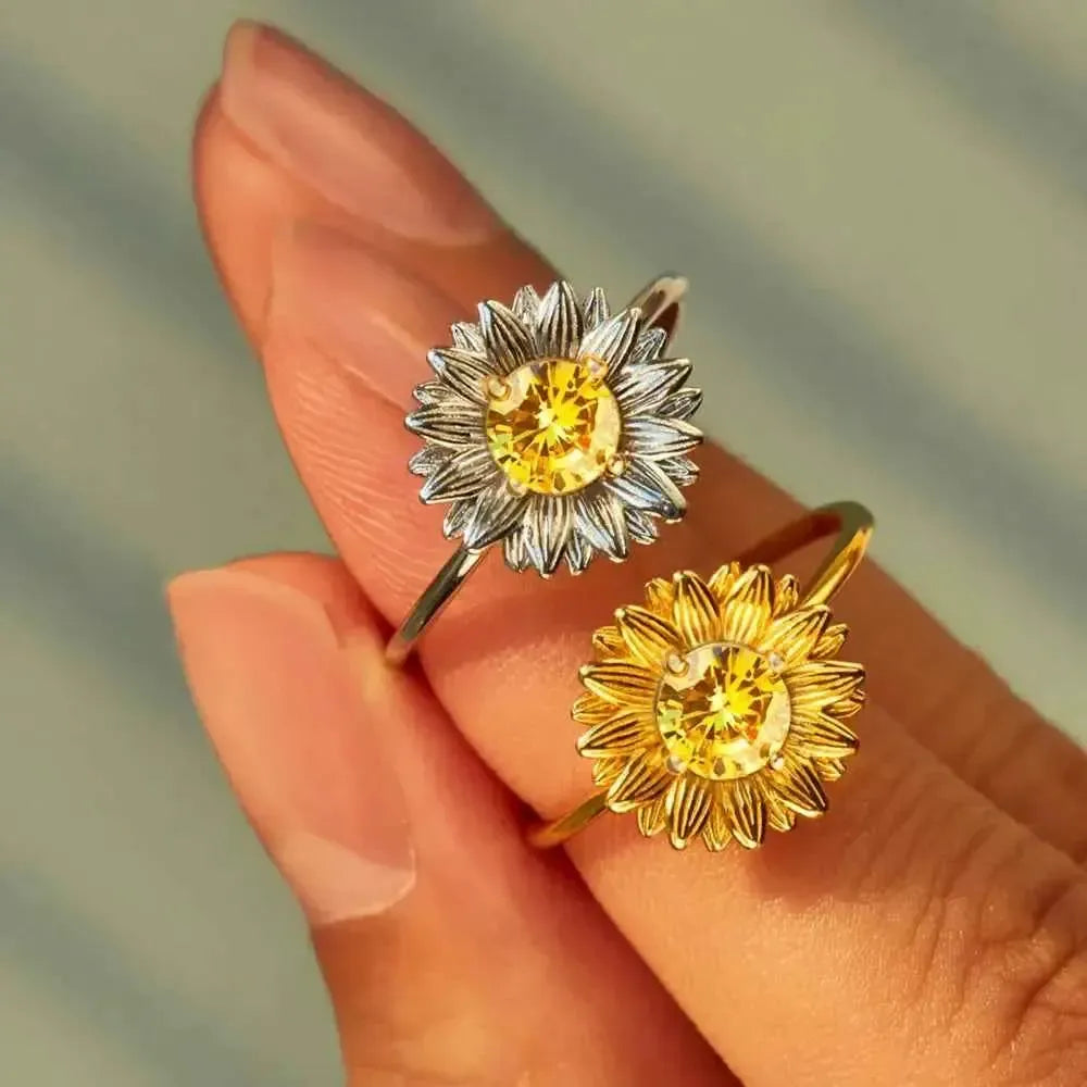 925 Silver Ring – Sunflower Inspired Sparkle