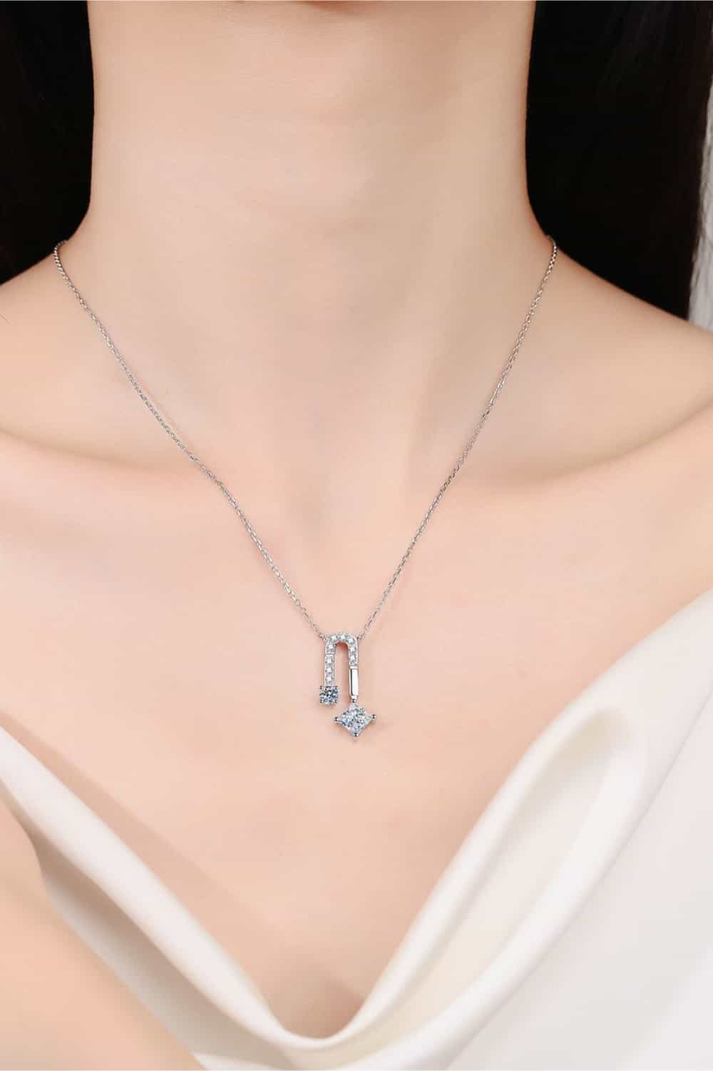 Sparkling 1.3 Ct Moissanite Pendant