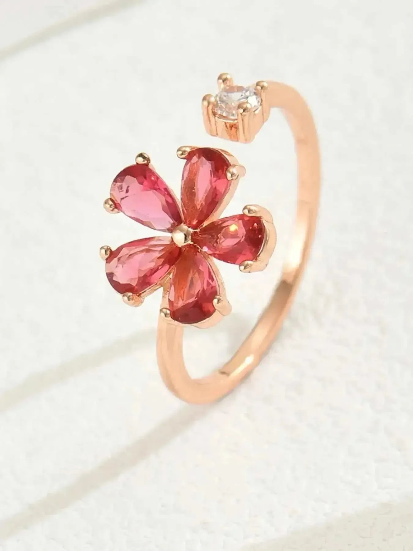 18K Gold-Plated Flower Ring – Elegant Jewelry Gift