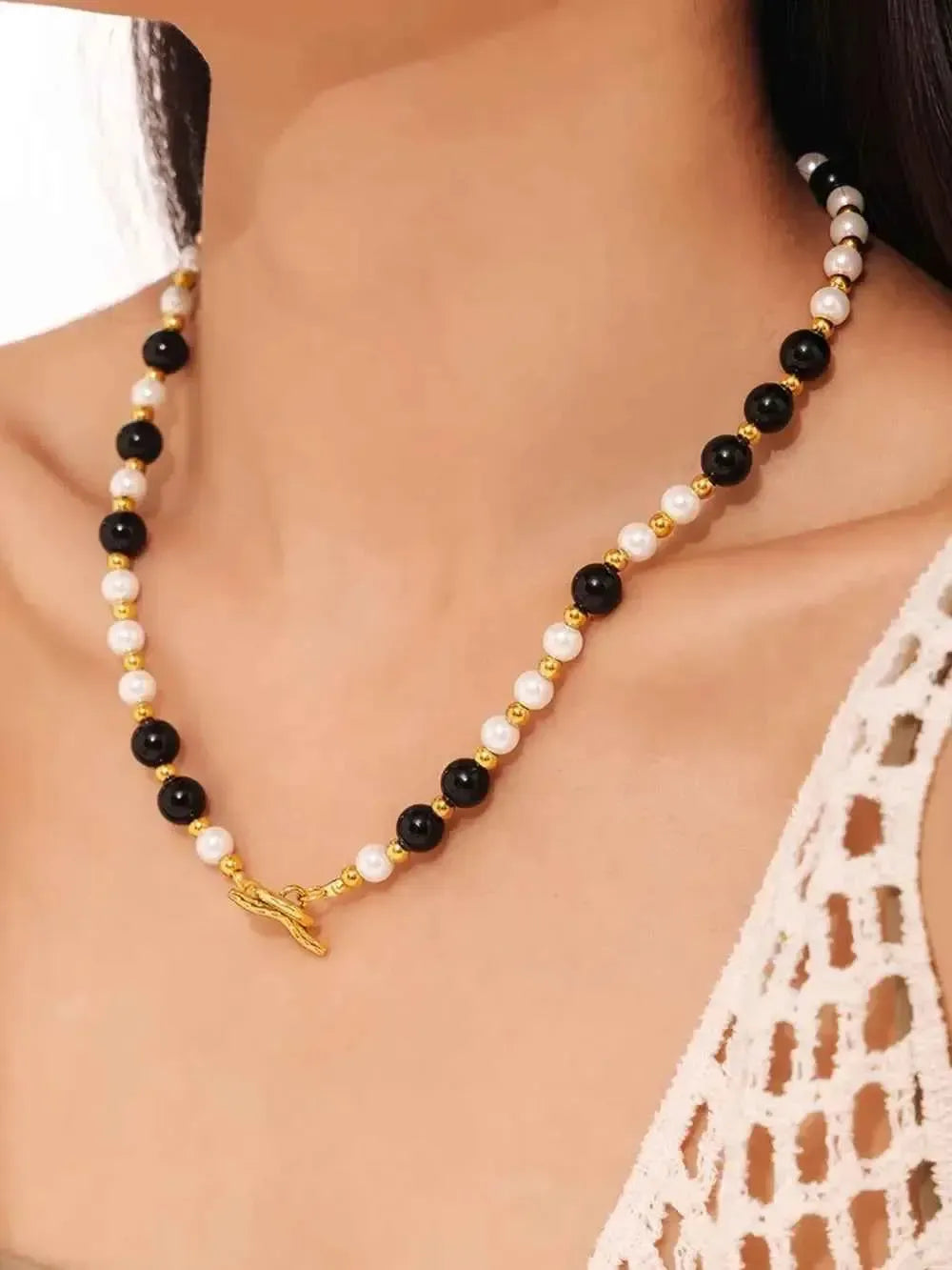 Agate Shell Bead Statement Necklace
