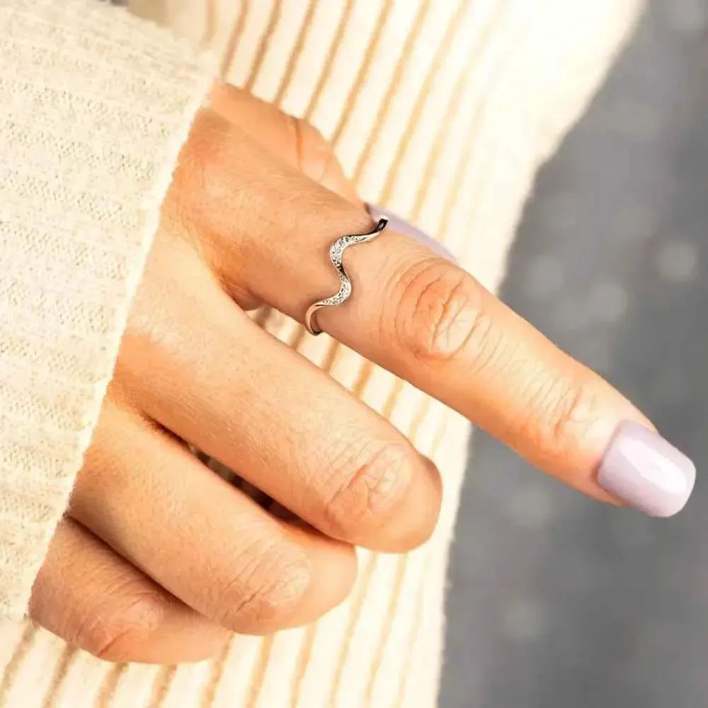 Wave Shape Ring – 925 Silver Zircon