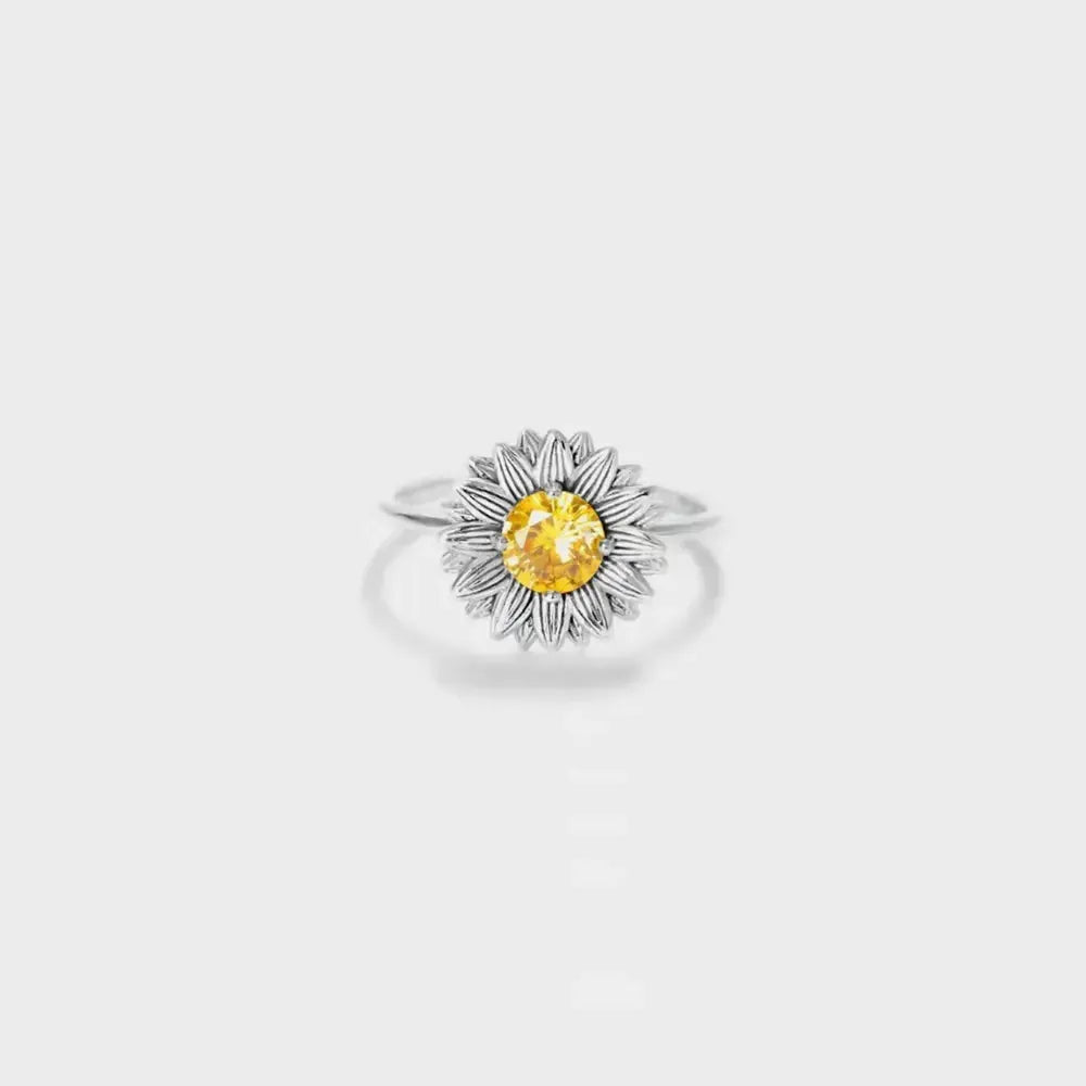 925 Silver Ring – Sunflower Inspired Sparkle