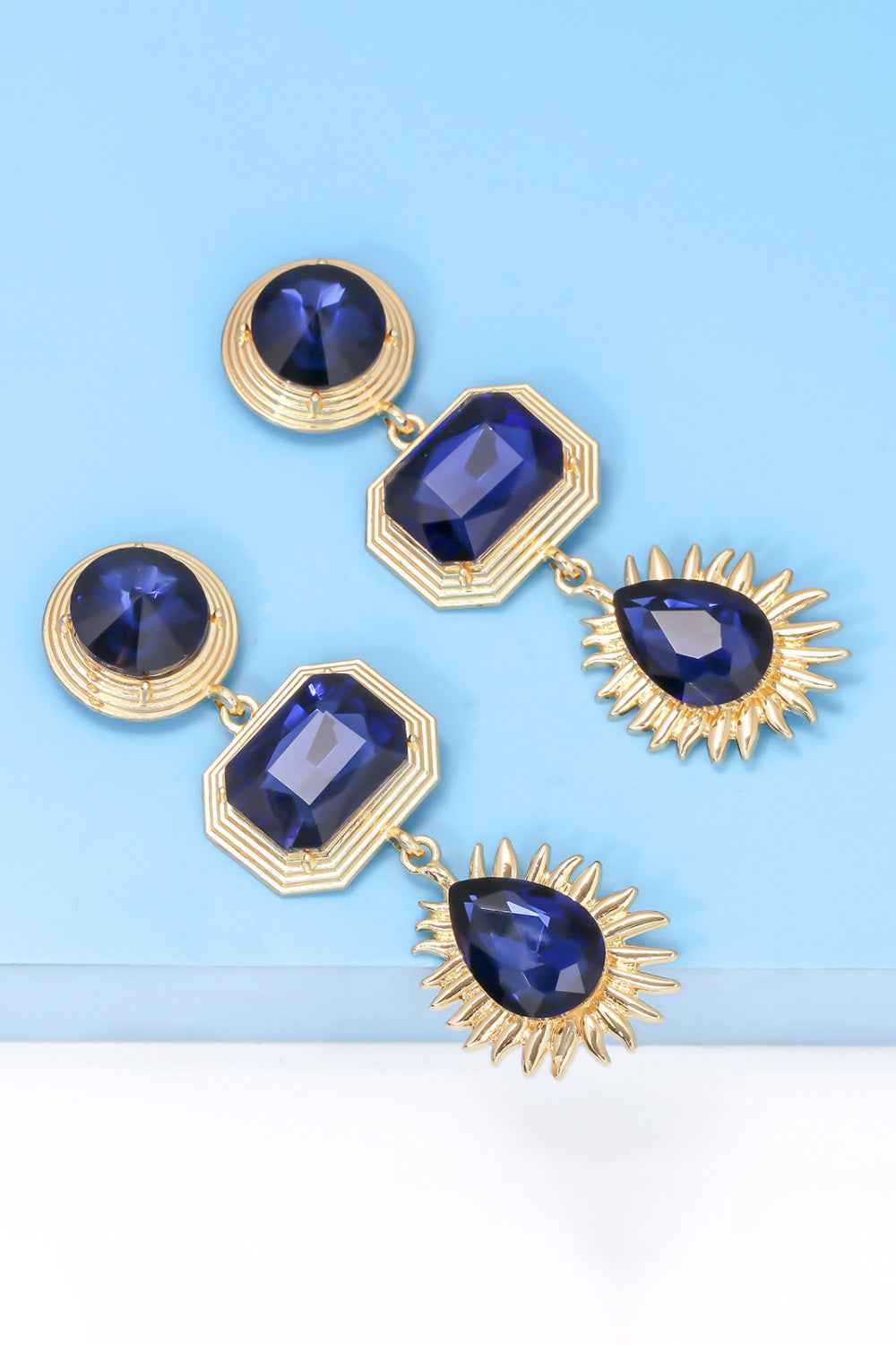 Frame Your Look in Style