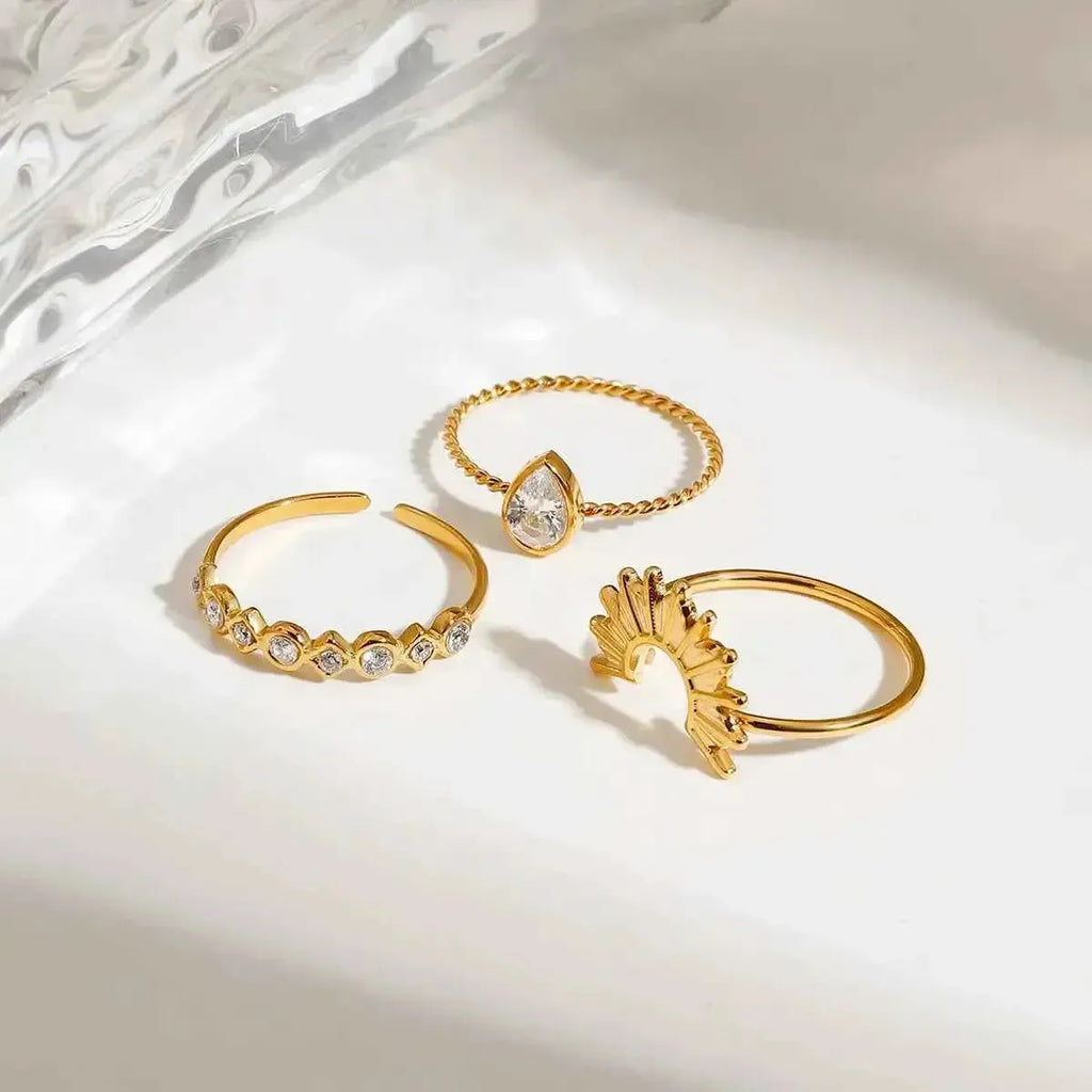 Sunburst Crown Ring Set – Elegant Sparkle Trio