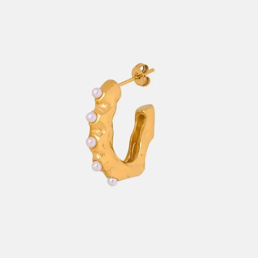 Elegant Pearl Earrings with Golden Touch