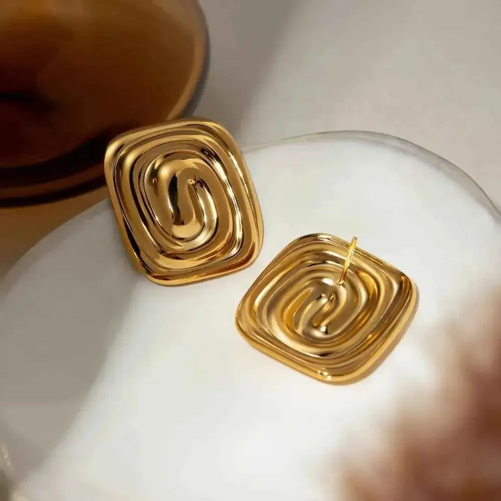 Classic Everyday Steel Studs