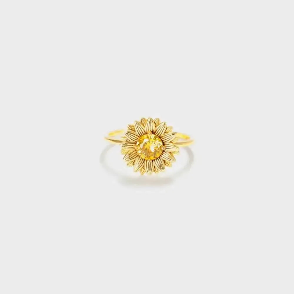 925 Silver Ring – Sunflower Inspired Sparkle