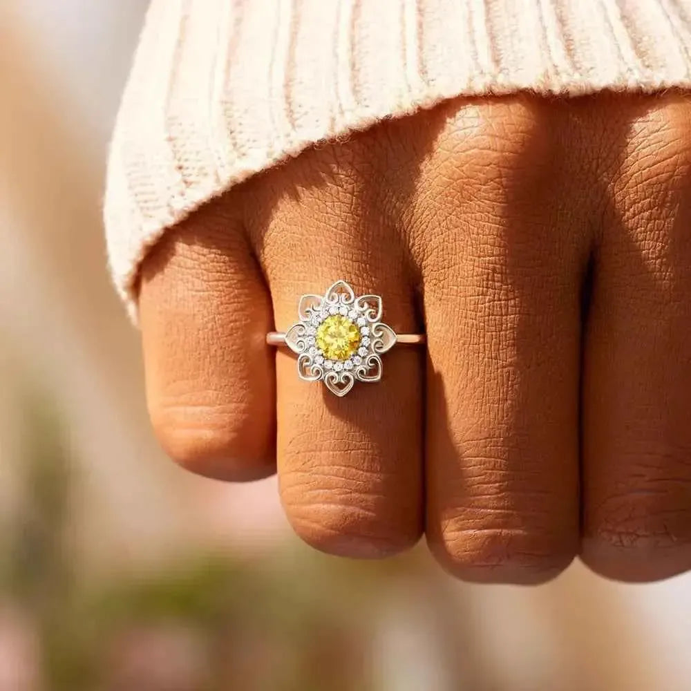 Flower Zircon Ring – Platinum 925 Silver