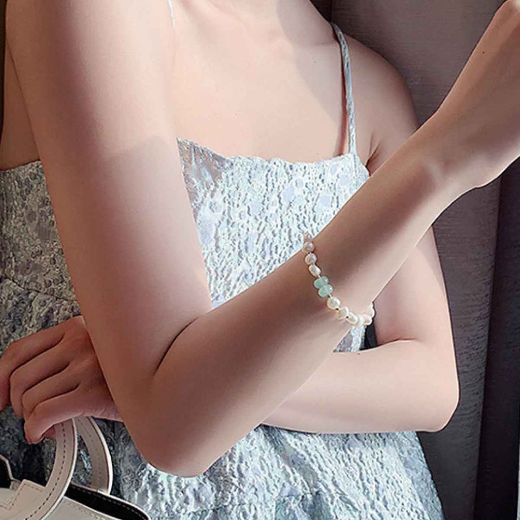 Green Stone with Pearl Links