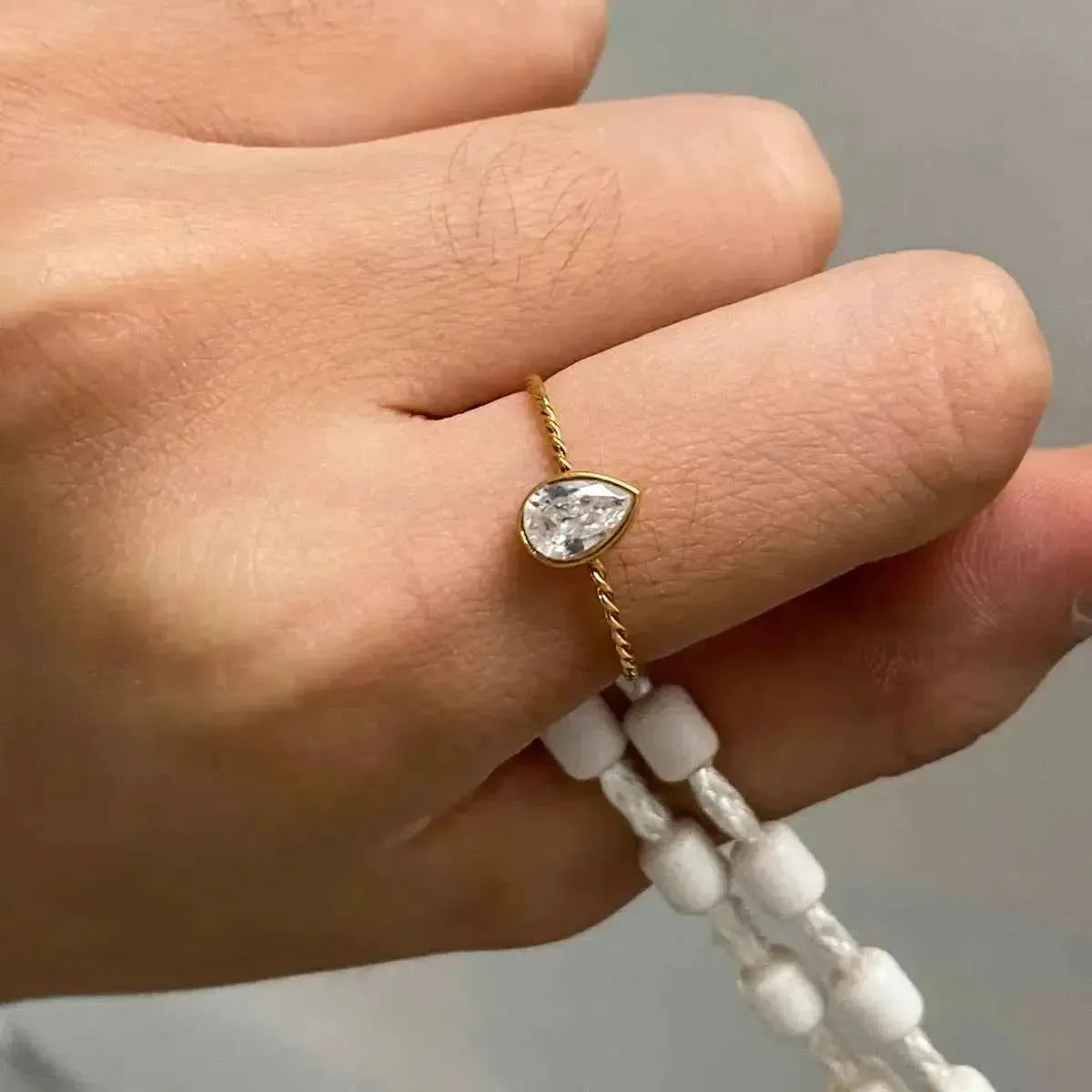 Sunburst Crown Ring Set – Elegant Sparkle Trio