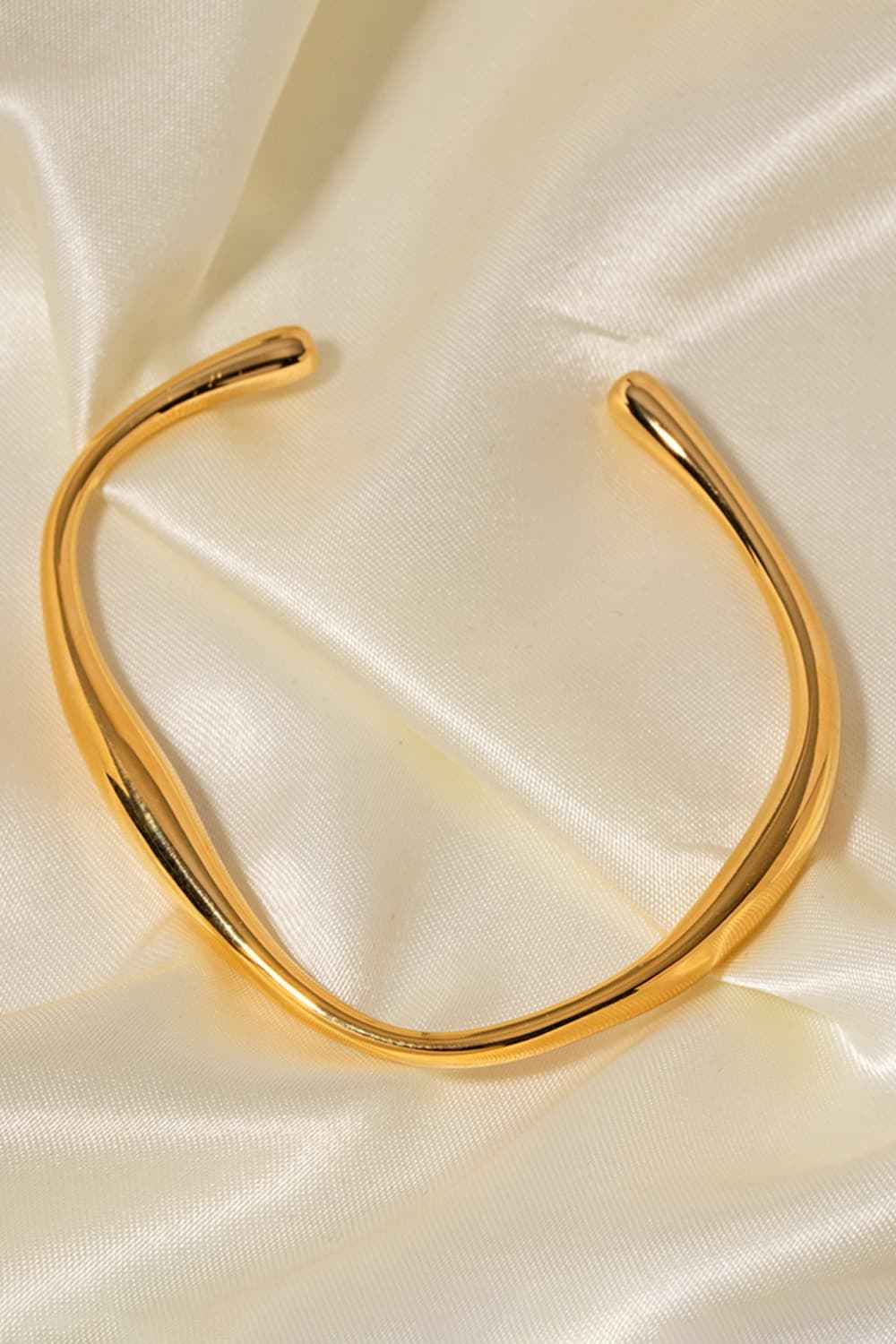 Effortless Open Metal Bracelet