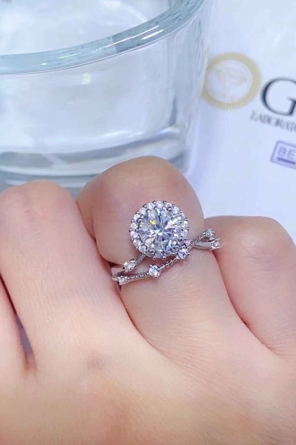 Platinum-Plated Elegant Moissanite Ring