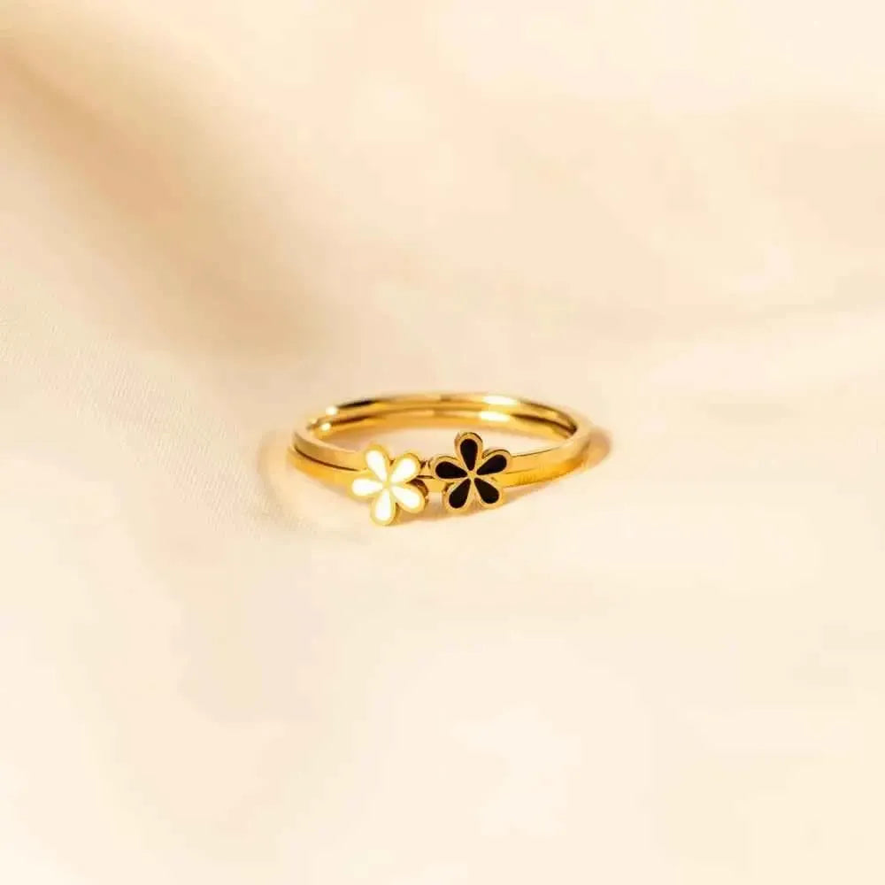 Enamel Flower Ring – 925 Sterling Silver