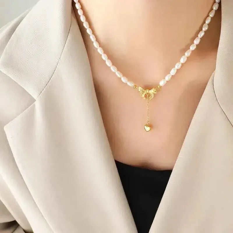 Romantic Pearl Heart Necklace Gold