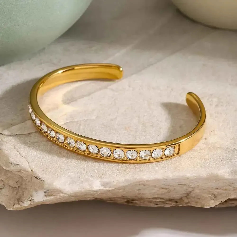 Lightweight Gold Zircon Chain Bracelet
