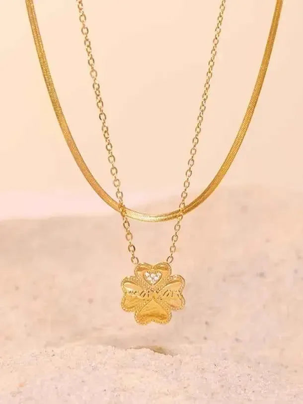 Lucky Clover Zircon Necklaces Set