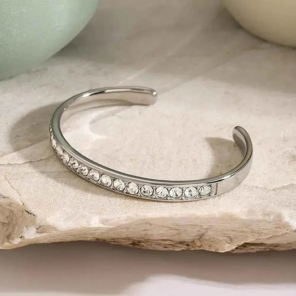 Lightweight Gold Zircon Chain Bracelet