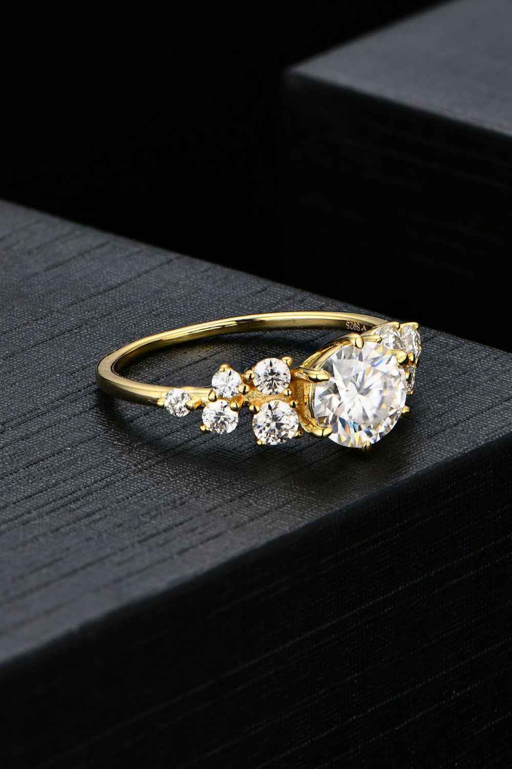 Elegant 925 Silver Moissanite Ring