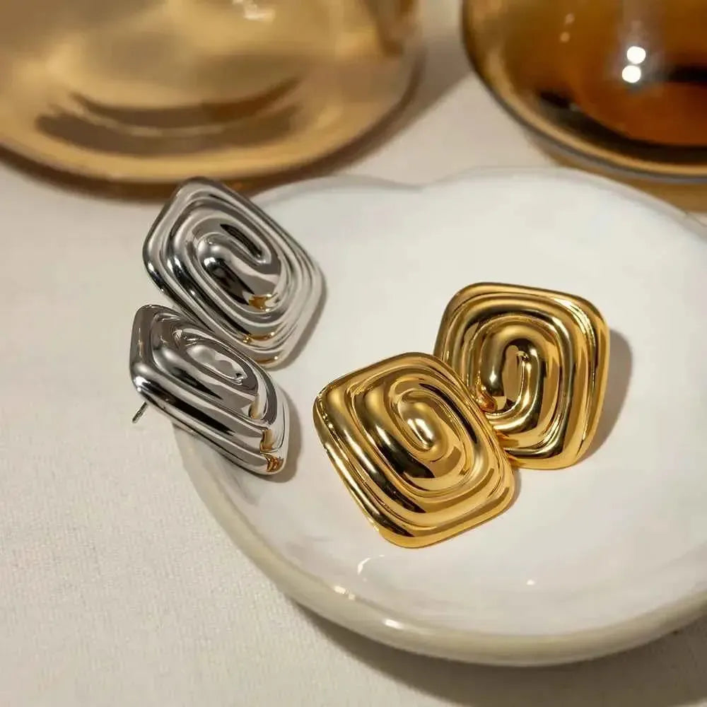 Classic Everyday Steel Studs