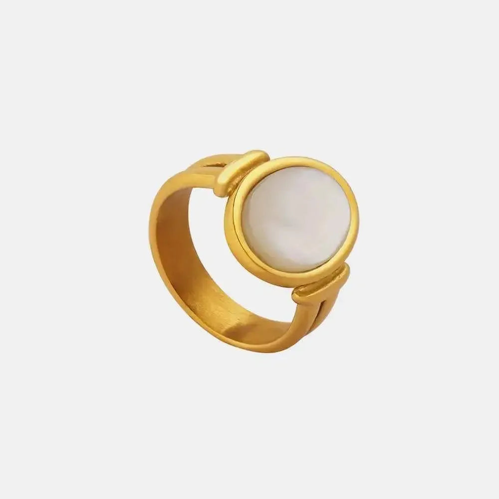 White Shell Ring – Titanium Steel Elegance