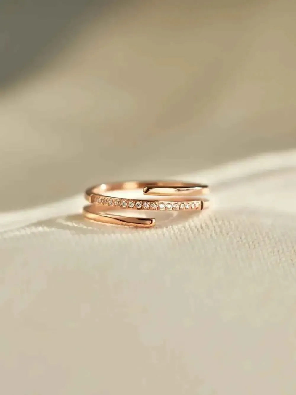 925 Silver Zircon Ring – Elegant & Dainty