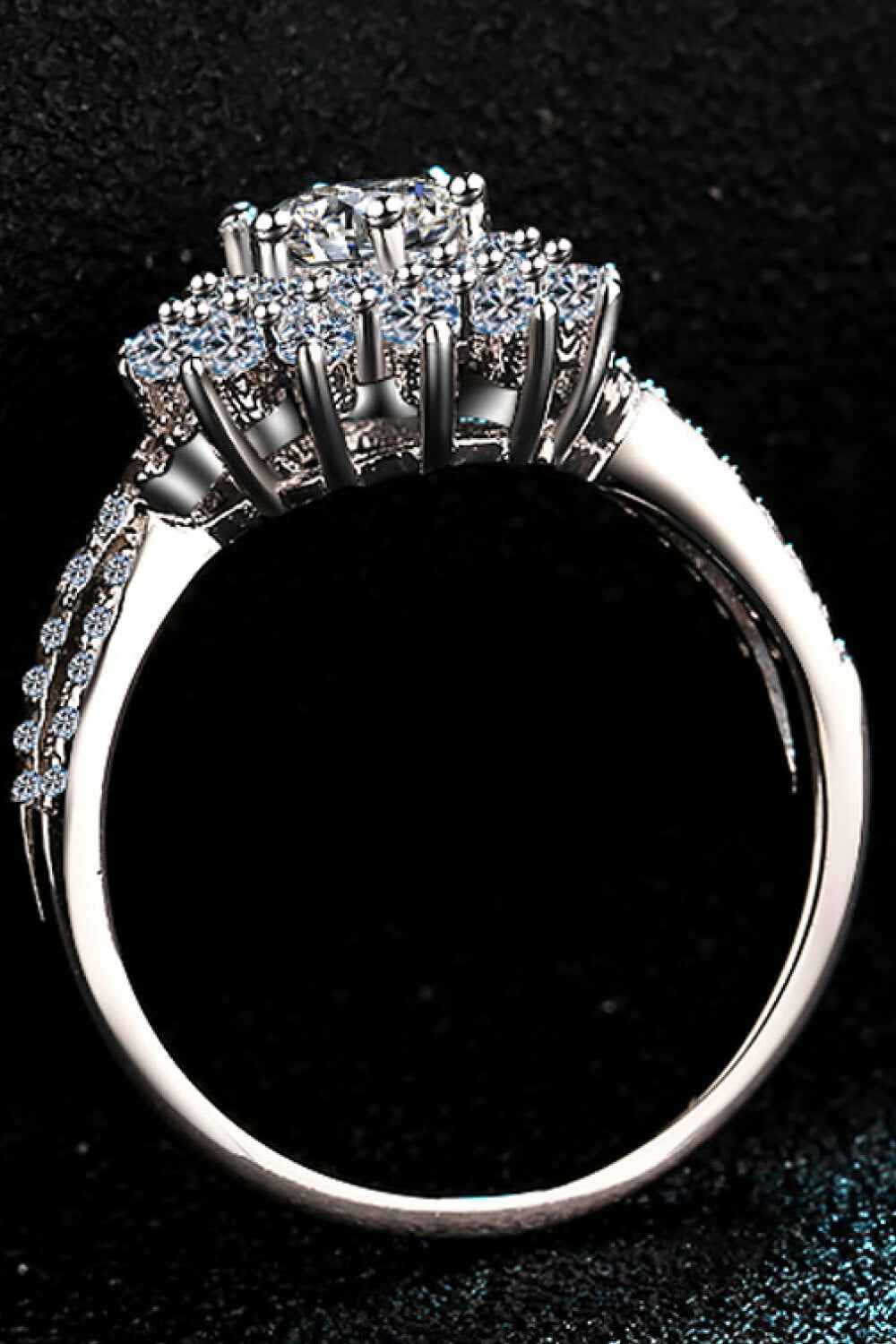 Luxury Moissanite Split Shank Jewelry