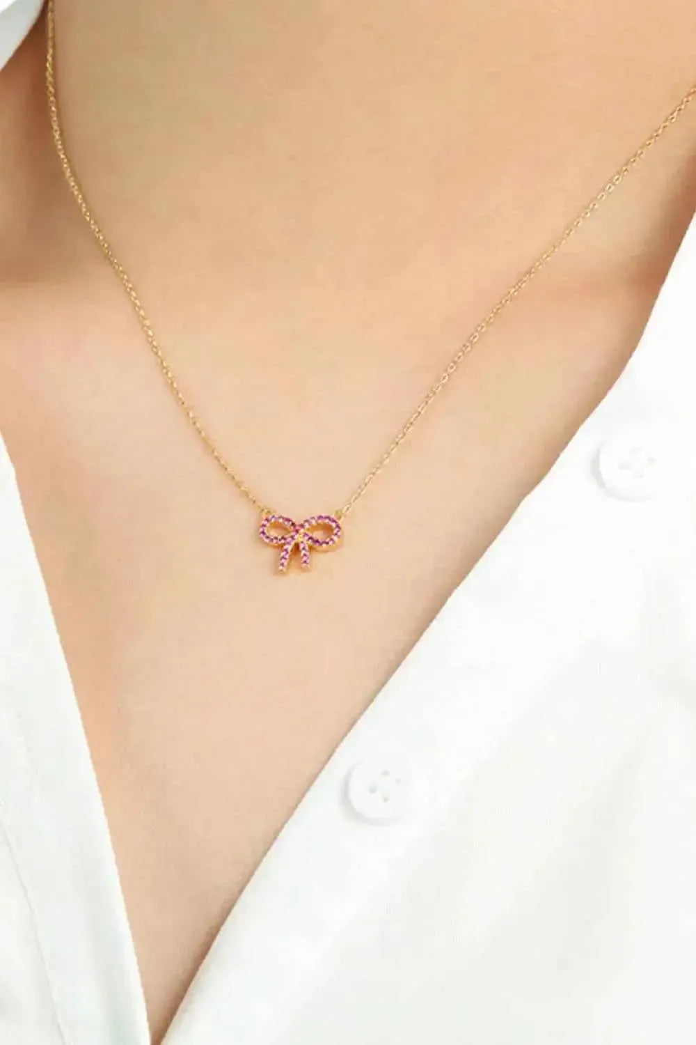 Chic Bow Necklace in Sterling Silver
