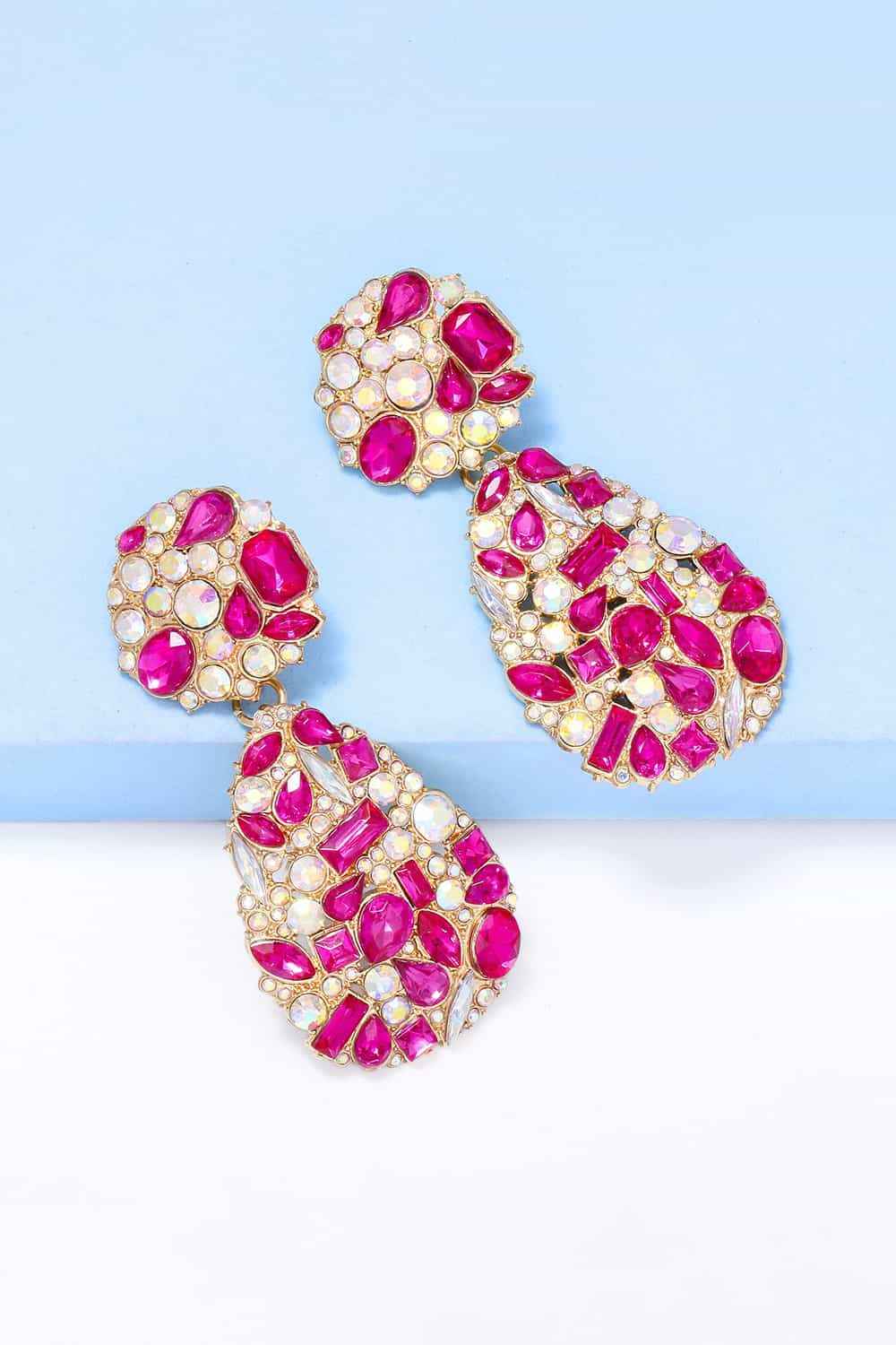 Chic Teardrops That Steal the Show