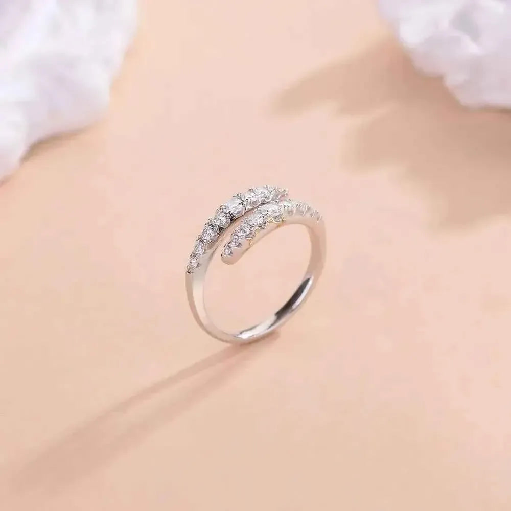 Moissanite Bypass Ring – 925 Silver Sparkle