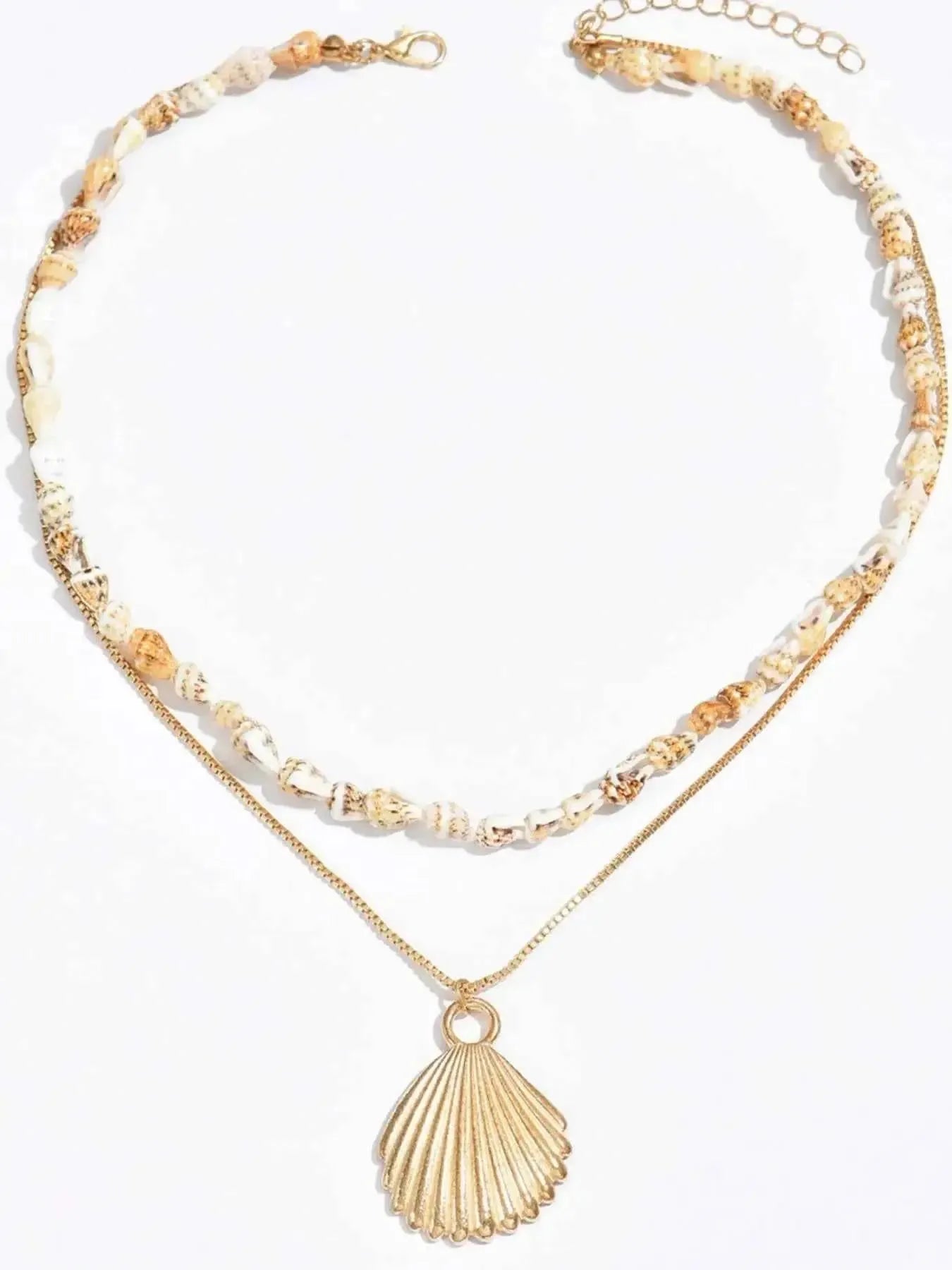Shell Elegance – Layered 18K Gold Shell Pendant Necklace