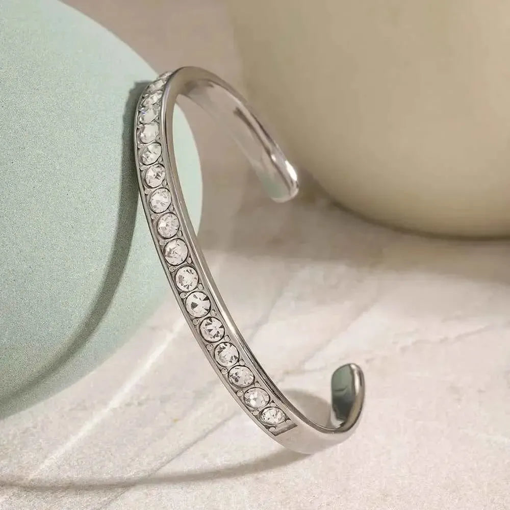 Lightweight Gold Zircon Chain Bracelet