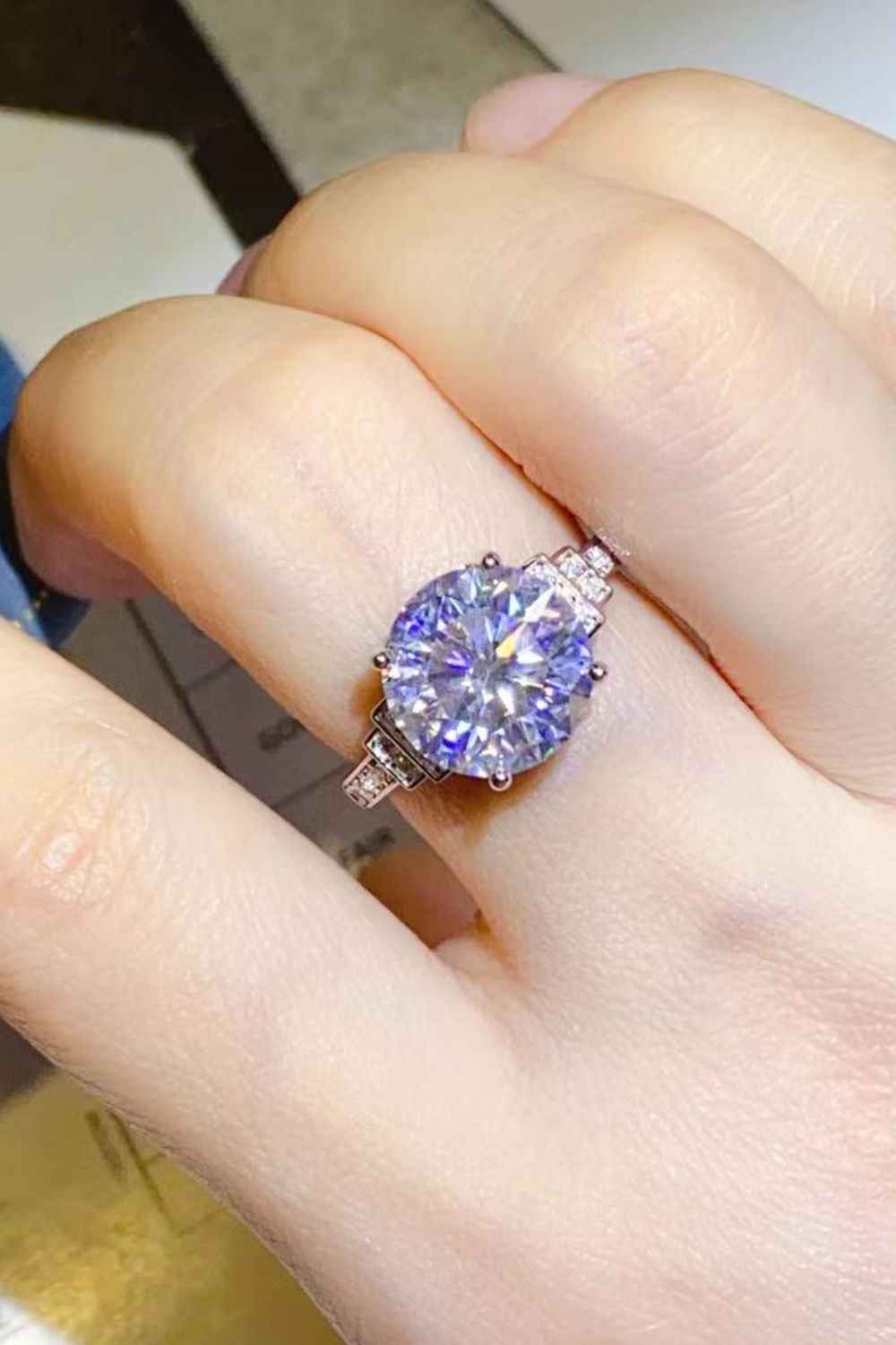 Big Sparkle Ring – 925 Silver Elegance